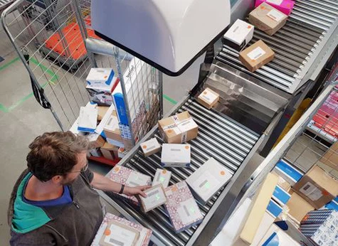 پارسل کیج ٹرالی